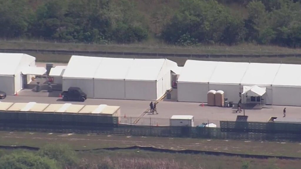 ICE says it's moving detainees from Alligator Alcatraz for hurricane season — CBS Miami, Boca Raton Sports news