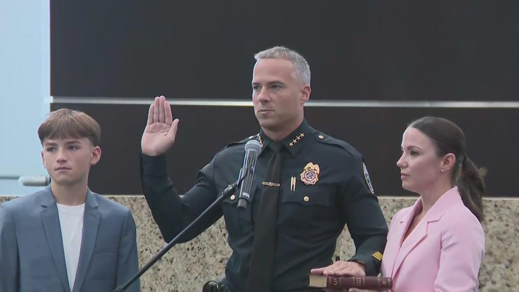 City of Doral welcomes new chief of police during Wednesday ceremony — CBS Miami, Boca Raton Community news
