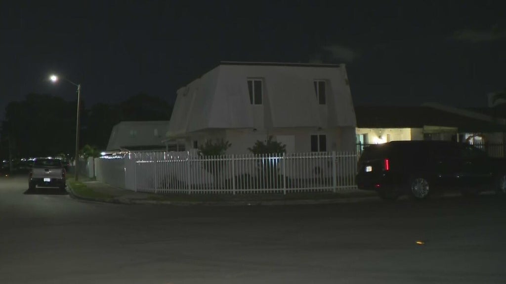 Man stabbed multiple times in Miami Gardens, police say — CBS Miami, Boca Raton Schools news