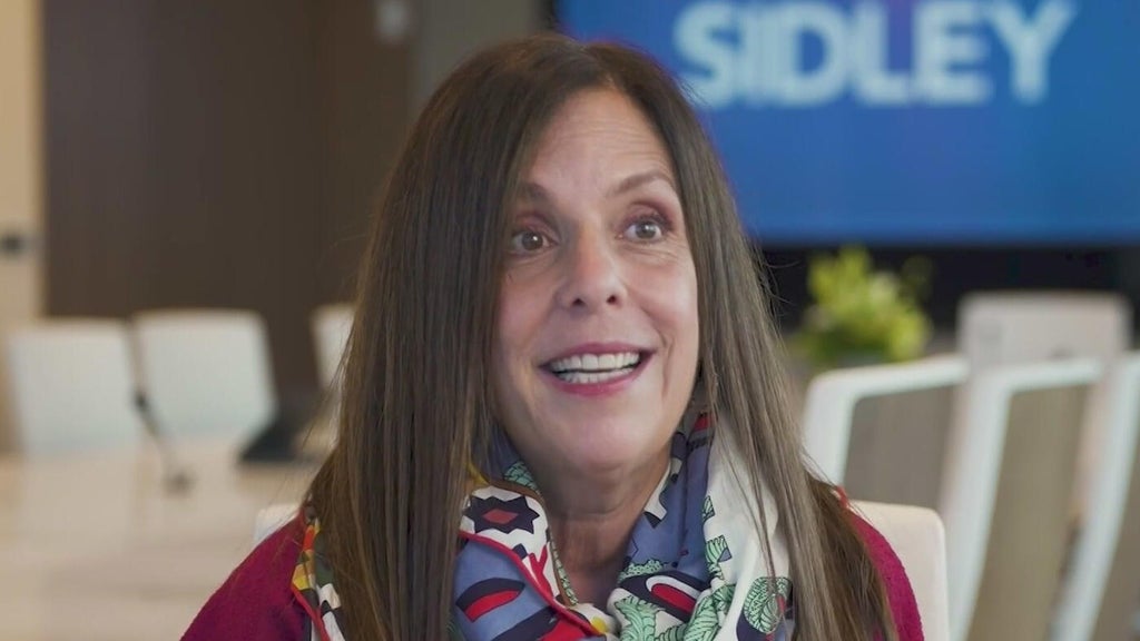 Miami woman breaks barriers by becoming a top leader in legal world, but leadership is about more than titles — CBS Miami, Boca Raton Schools news