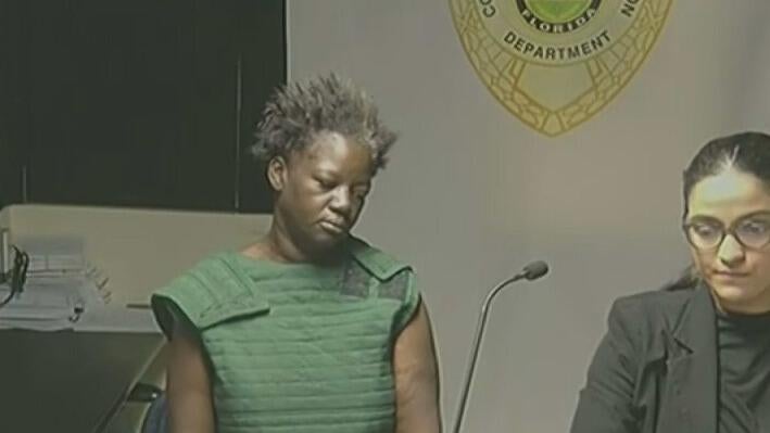 Woman accused of setting man on fire in NW Miami-Dade appears before judge — CBS Miami, Boca Raton Community news