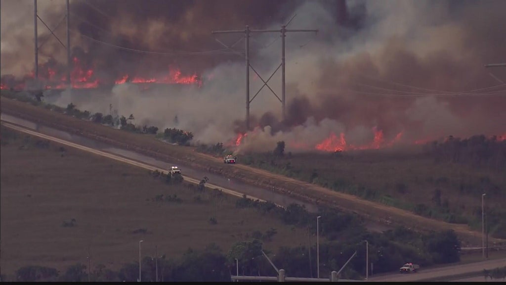 Officials continue to fight wildfires burning in west Miami-Dade — CBS Miami, Boca Raton Community news