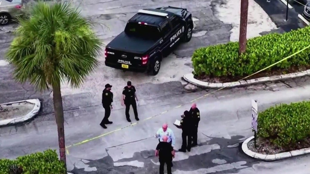 Woman injured in Wilton Manors shooting, police say; search for gunman continues — CBS Miami, Boca Raton Health news