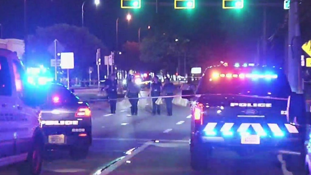 Man in Lauderhill seriously hurt in apparent hit-and-run, police say — CBS Miami, Boca Raton Health news