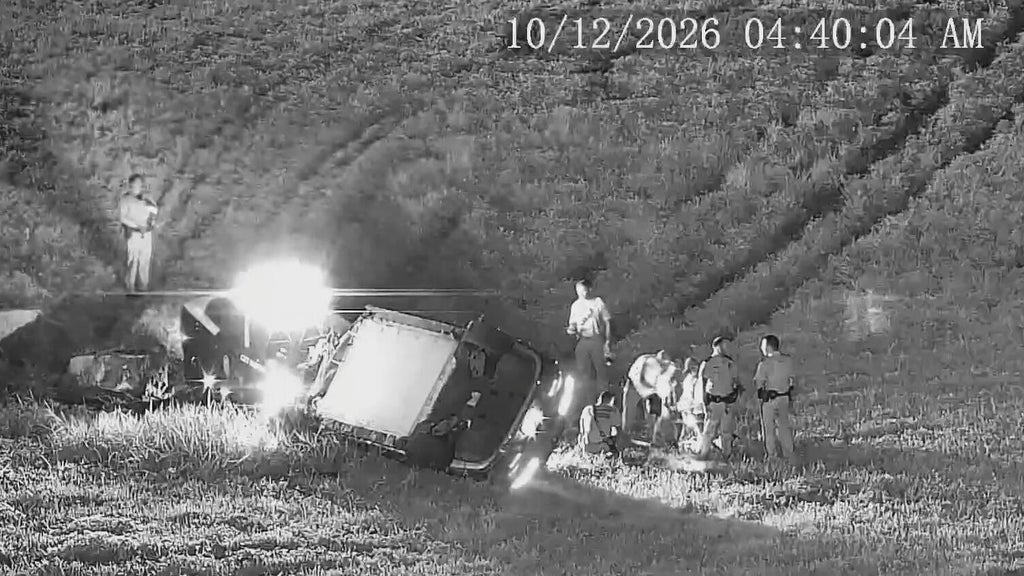 BMW crashes after pursuit involving FHP in Miami Lakes, officials say — CBS Miami, Boca Raton Community news