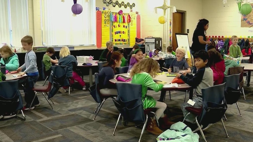 Teacher pay, school security issues on Dade and Broward ballots — CBS Miami, Boca Raton Real Estate news