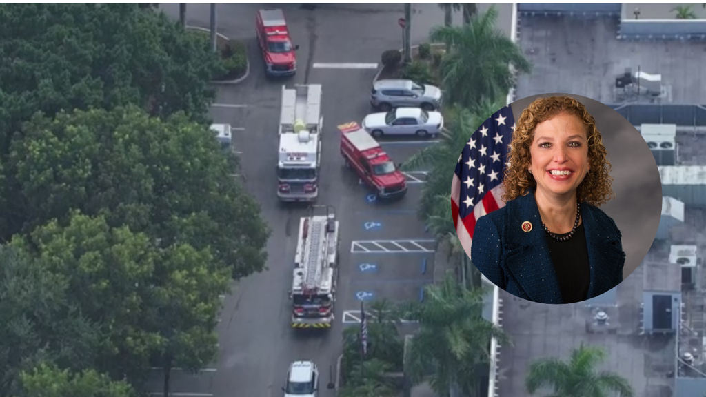 Suspicious envelope reported at Congresswoman Debbie Wasserman Schultz's Sunrise office, police say — CBS Miami, Boca Raton Community news