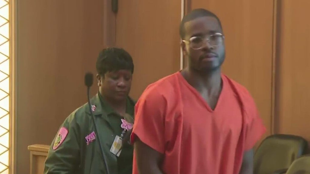 Man convicted of killing Miami Beach tourist begins sentencing trial — CBS Miami, Boca Raton Community news