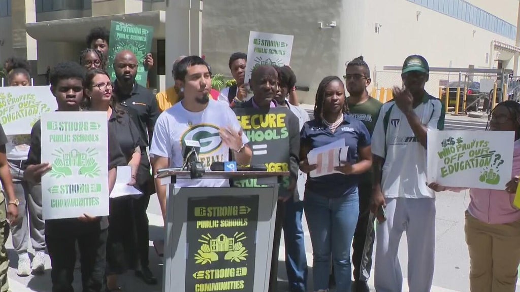Miami-Dade Public Schools votes for closures of 9 schools — CBS Miami, Boca Raton Schools news