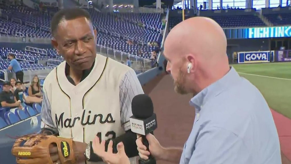 CBS News Miami's Jim Berry prepares to throw first pitch — CBS Miami, Boca Raton Community news