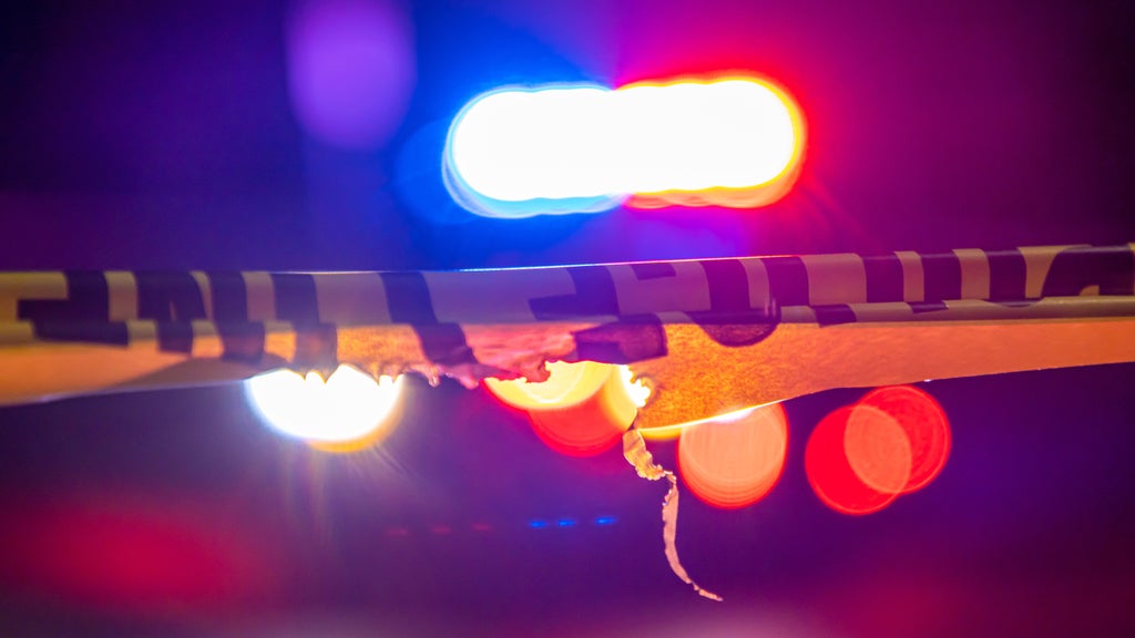 Man calls Sunrise Police to report he was shot, department says — CBS Miami, Boca Raton Health news
