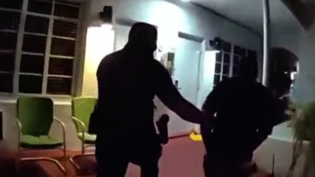 Miami Beach police arrest man wanted in Ohio after undercover human trafficking operation at hotel — CBS Miami, Boca Raton Schools news