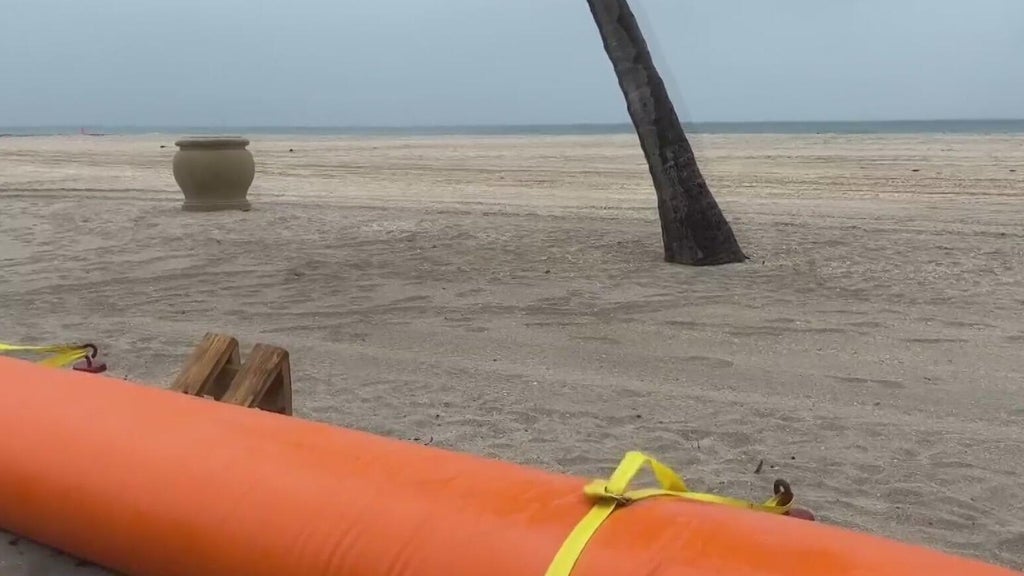 South Florida braces for king tide flooding as heavy rain, onshore winds threaten the coast — CBS Miami, Boca Raton Government news