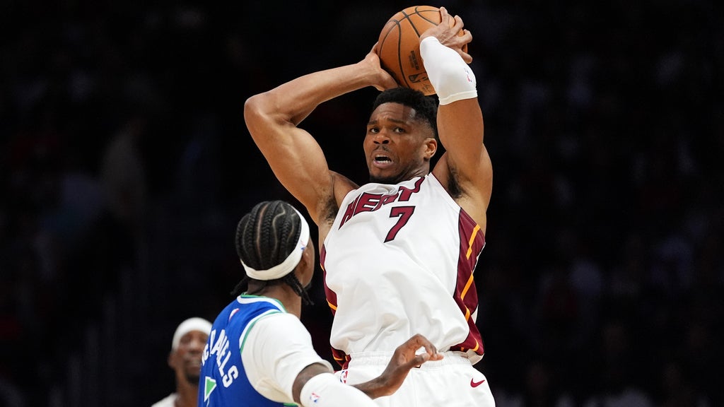Anthony Edwards scores 45 with nine 3-pointers as Timberwolves rout Heat 131-106 in Giannis Antetokounmpo's debut — CBS Miami, Boca Raton Business news
