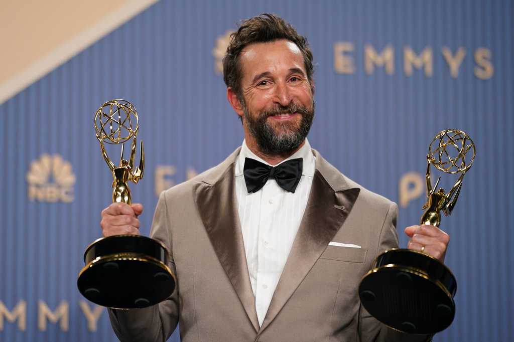 Noah Wyle named People Magazine's sexiest man alive — WPBF Entertainment Palm Beach