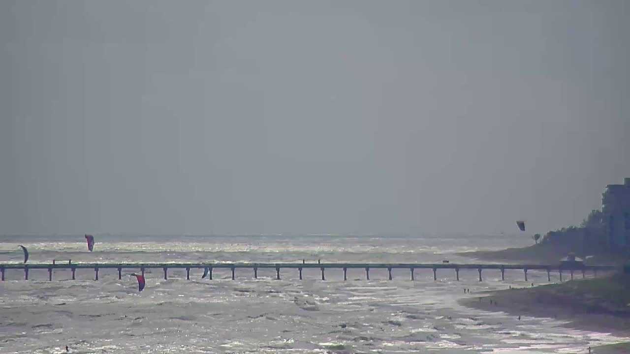 Juno Beach Pier closed indefinitely due to damage caused by high surf and strong winds — Boca Raton Community news