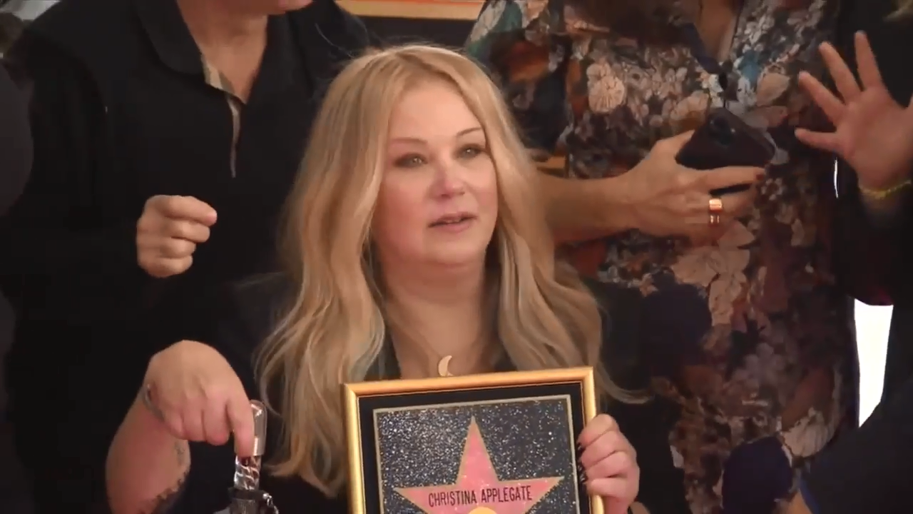 Christina Applegate, a leading MS advocate, says doctors found she doesn’t have the disease after all — WSVN Entertainment