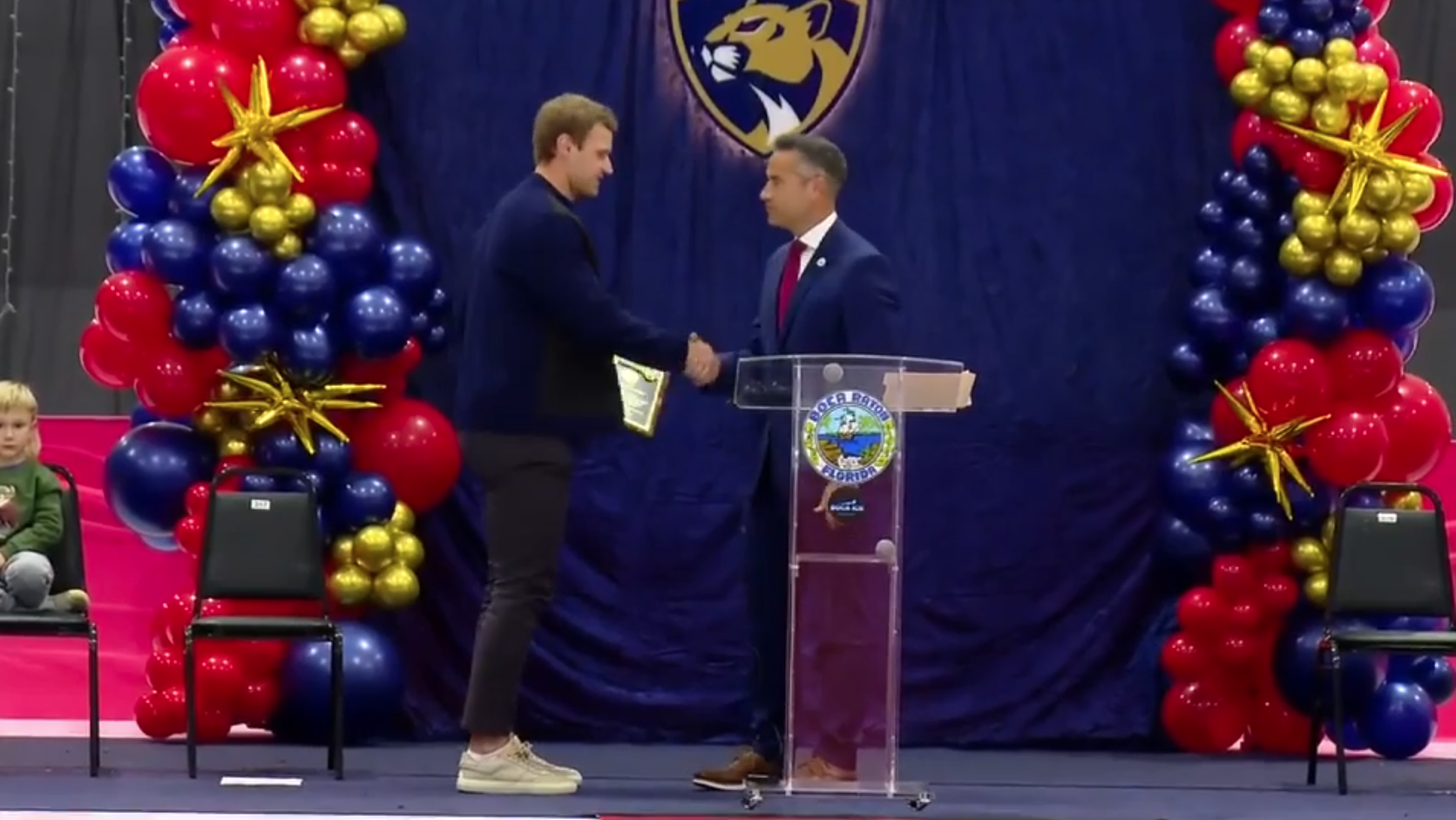 Panthers’ Barkov given Key to the City of Boca Raton amid recovery from knee injury — WSVN Sports, Boca Raton Government news