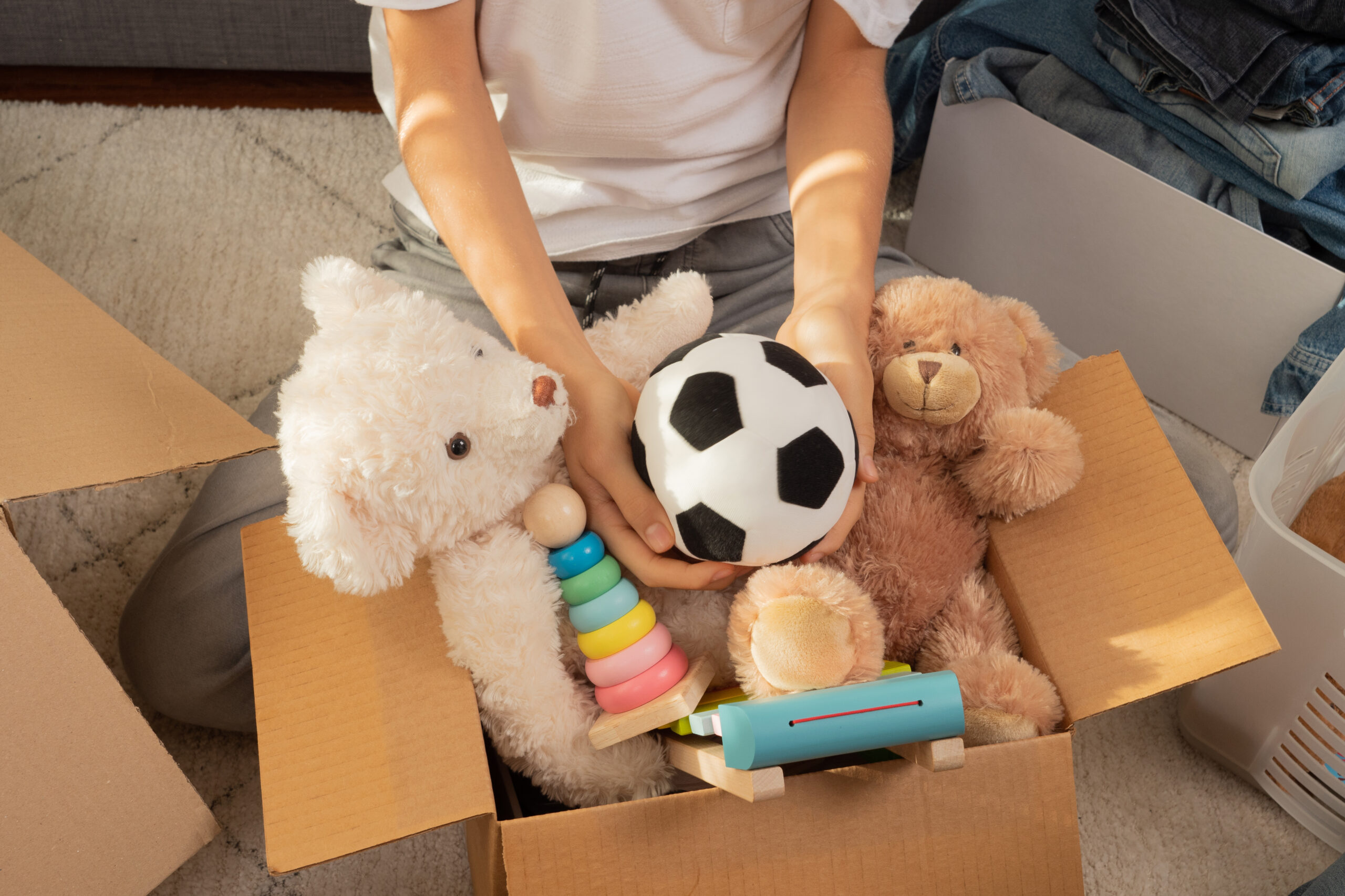 Sanibel Captiva Community Bank hosts toy and clothing drive — Florida Weekly